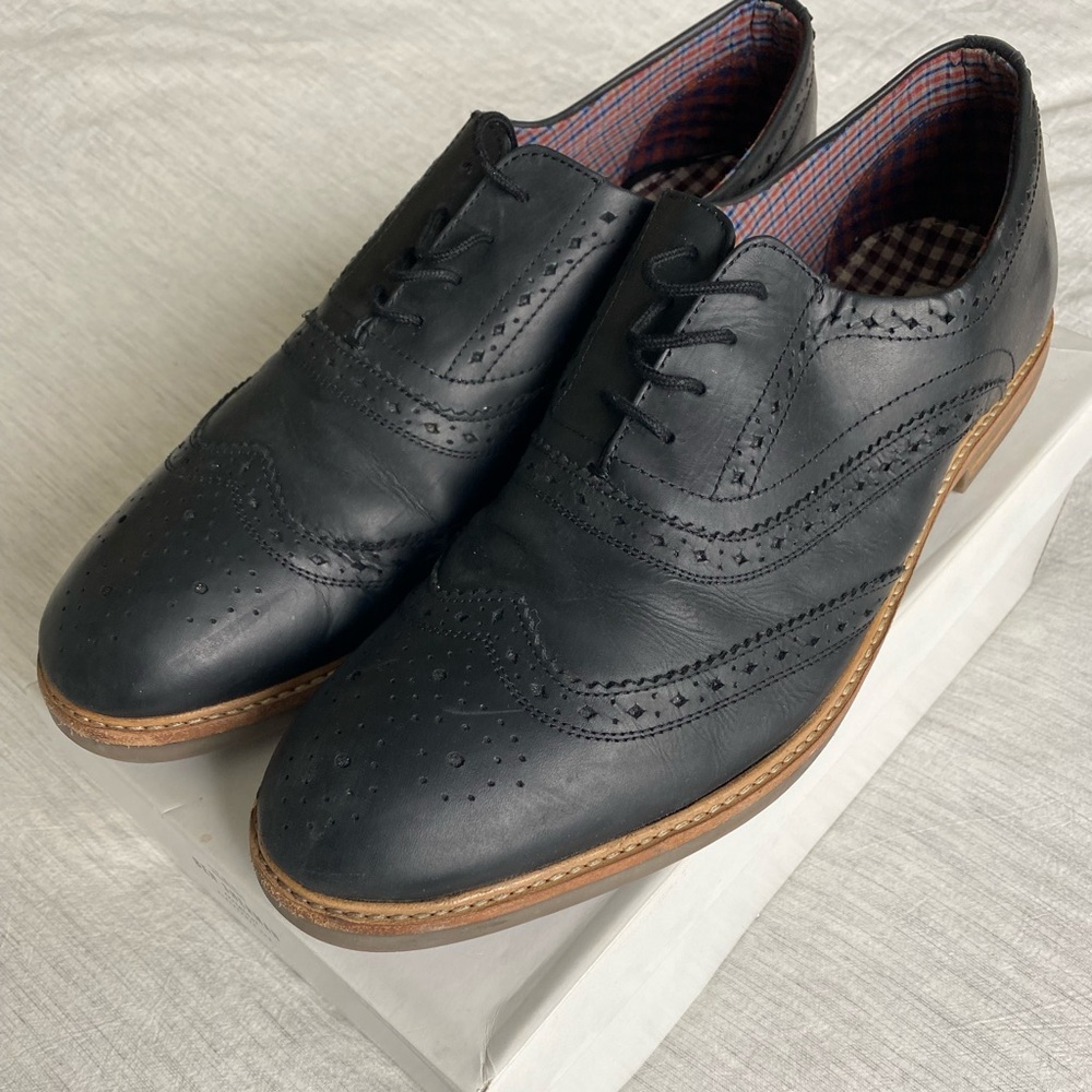Ben Sherman Brent Wingtip Oxfords